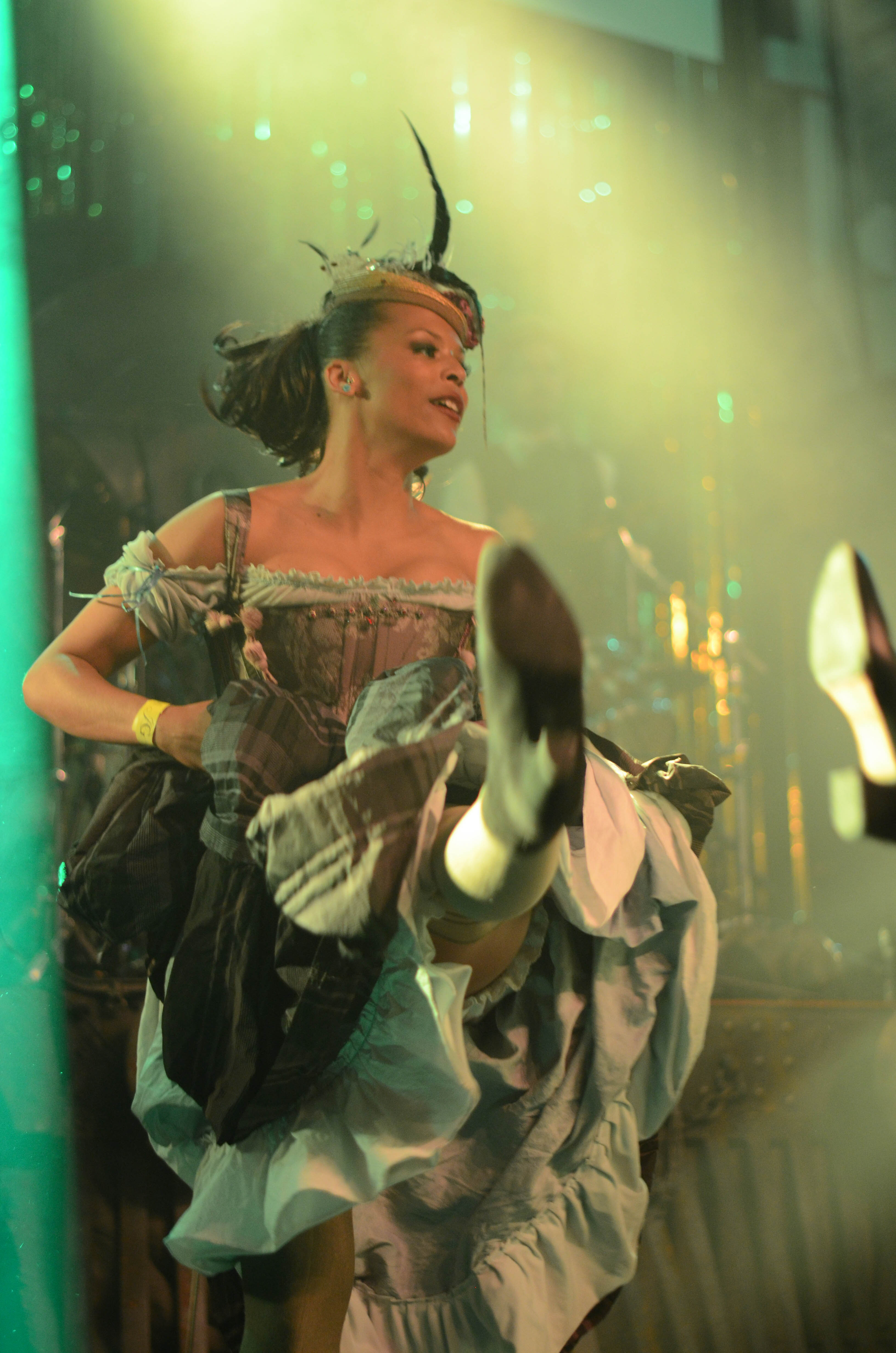 Circus Performers 12