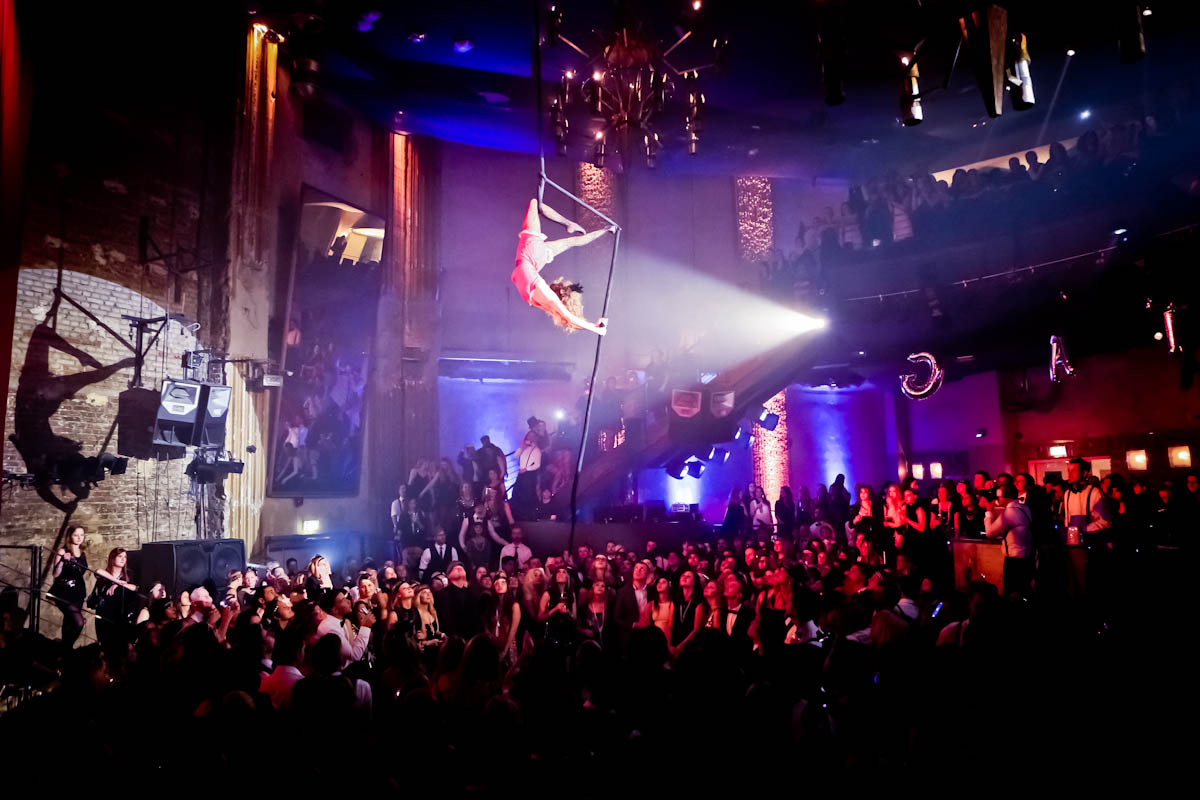 Circus Performers 16